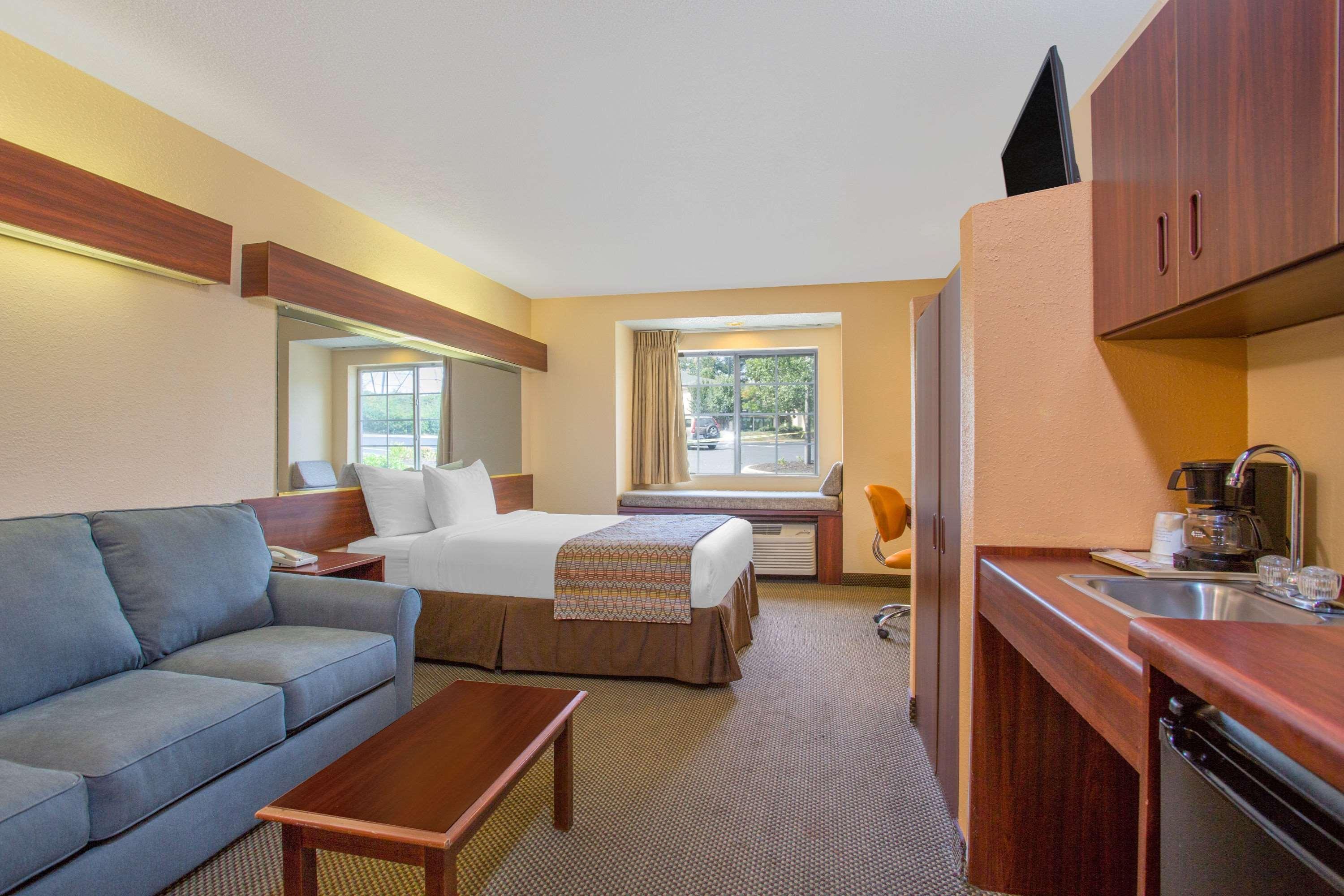 Microtel Inn & Suites By Wyndham Kannapolis/Concord מראה חיצוני תמונה